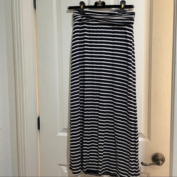 J. Crew Maxi Striped Long Jersey Skirt Navy Blue White Size XXS J.crew Summer - Picture 1 of 11